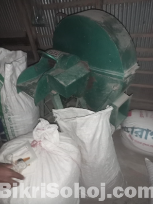 খড় কাটা মেশিন